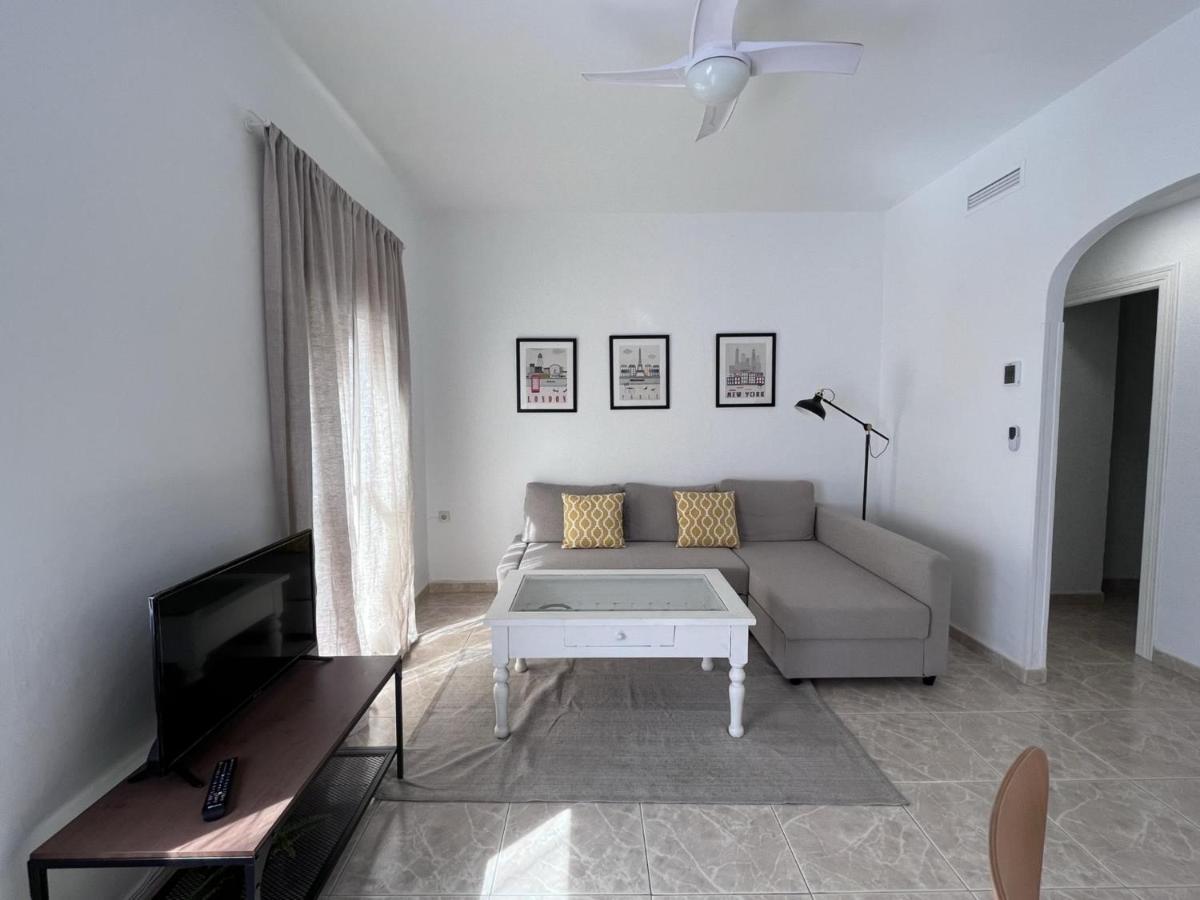 Seaty Center By Gms Apartamentos Fuengirola Kültér fotó