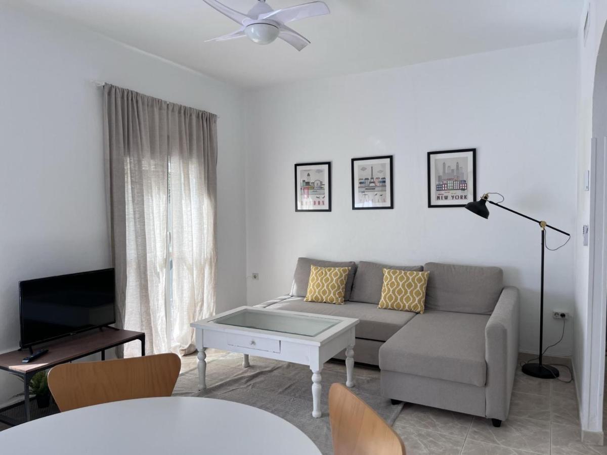Seaty Center By Gms Apartamentos Fuengirola Kültér fotó