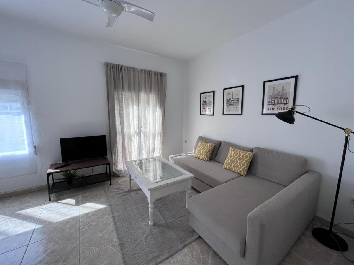 Seaty Center By Gms Apartamentos Fuengirola Kültér fotó