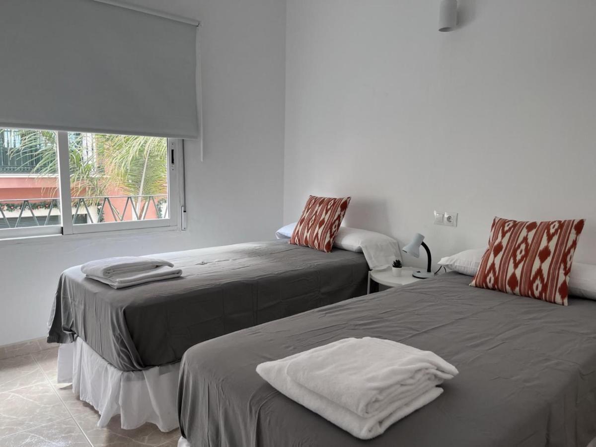 Seaty Center By Gms Apartamentos Fuengirola Kültér fotó